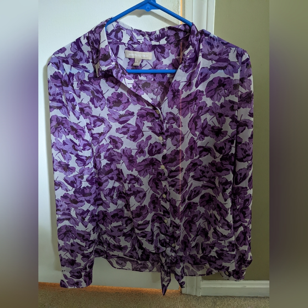 Banana Republic, size 8, sheer purple floral top